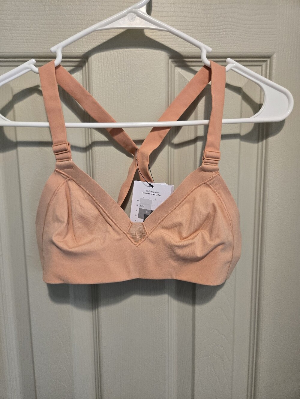 Calvin Klein Women's Effortless Motion Unlined Triangle Bra Bralette S